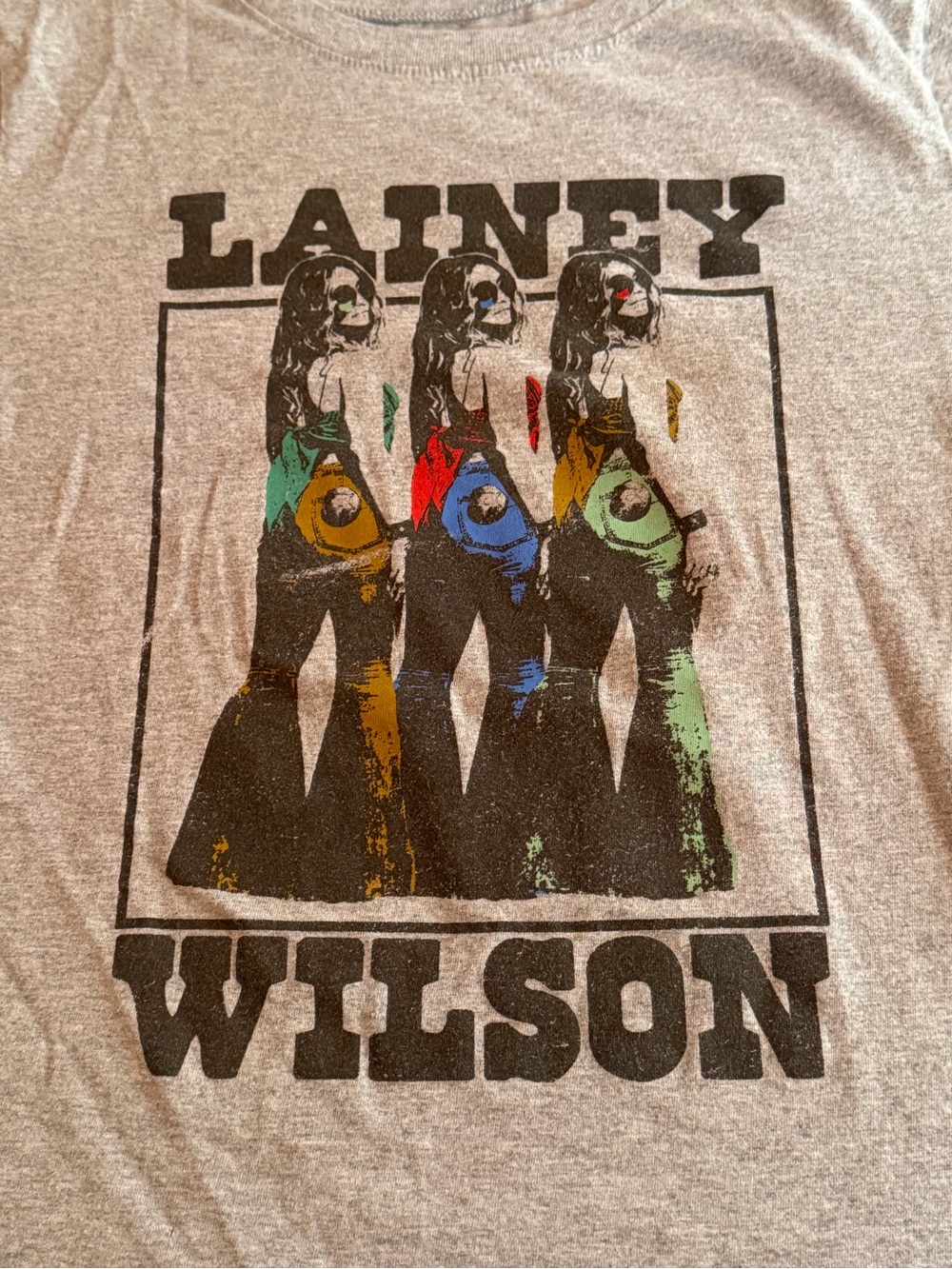 Lainey Wilson tee shirt grey size large